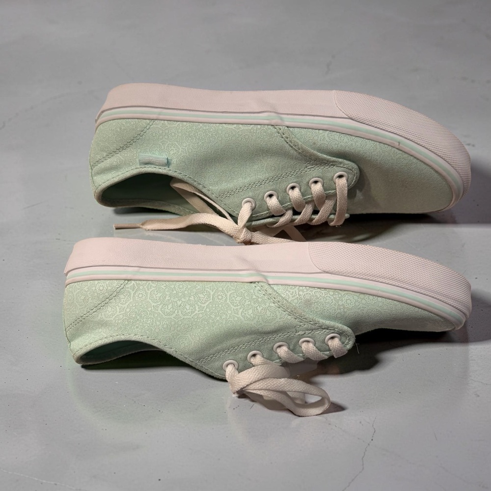 Vans Authentic Mint Seafoam Floral Embossed Canvas Sneakers Womens 9 EUR 40 - Picture 5 of 8